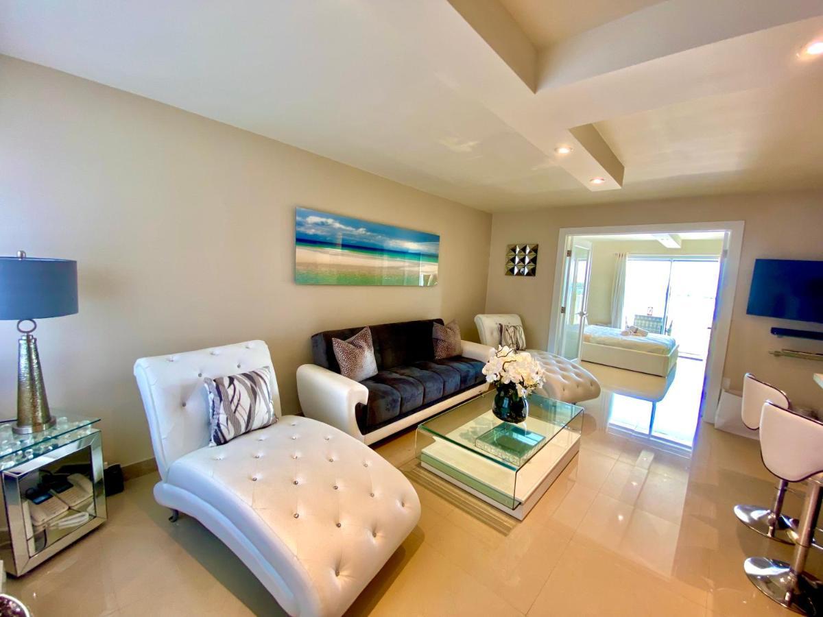Premium Modern Waterfront Apartment With Miami Skyline View On The Bay 5 Mins Drive To Miami Beach With Free Parking Eksteriør billede