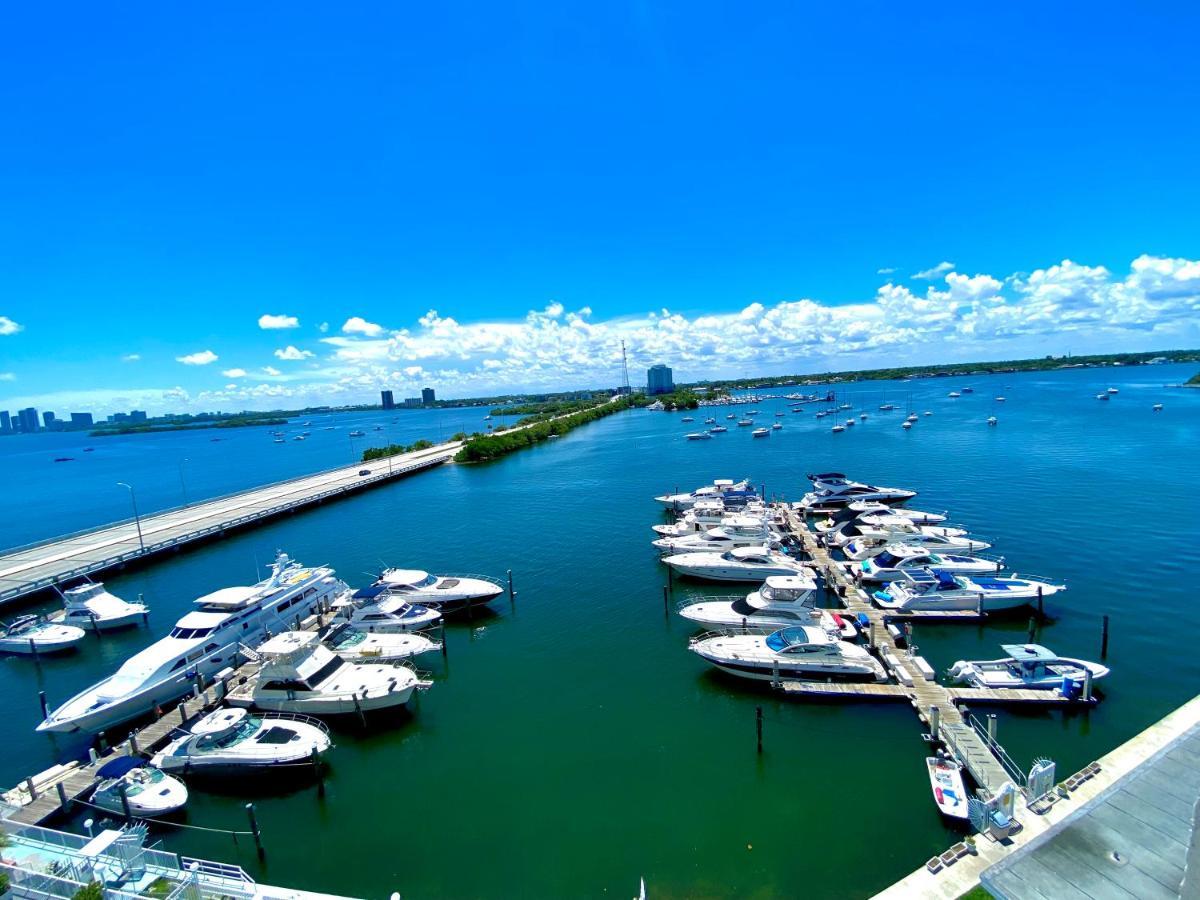 Premium Modern Waterfront Apartment With Miami Skyline View On The Bay 5 Mins Drive To Miami Beach With Free Parking Eksteriør billede
