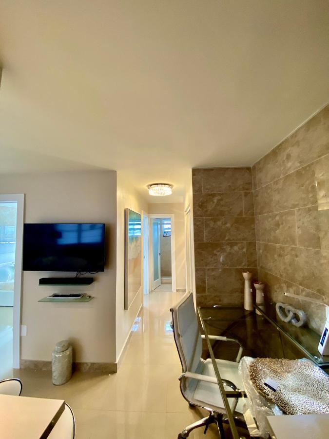 Premium Modern Waterfront Apartment With Miami Skyline View On The Bay 5 Mins Drive To Miami Beach With Free Parking Eksteriør billede